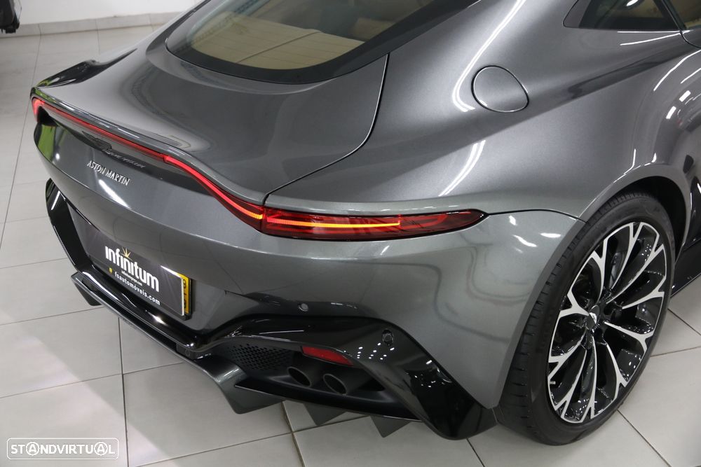 Aston Martin Vantage Coupe V8 - 3