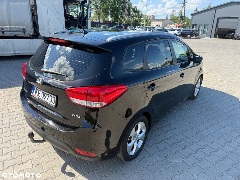 Kia Carens 1.7 CRDi 115 Dream-Team Edition - 10