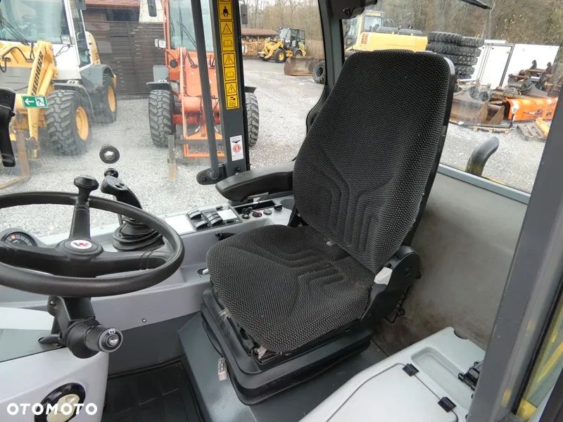 Kramer 750 z Niemiec / 2014r Bez DPF / 5.014MTG / - 7