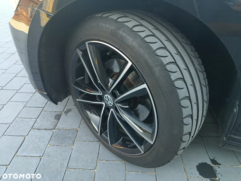 Volkswagen Passat 2.0 TDI SCR DSG Business - 24