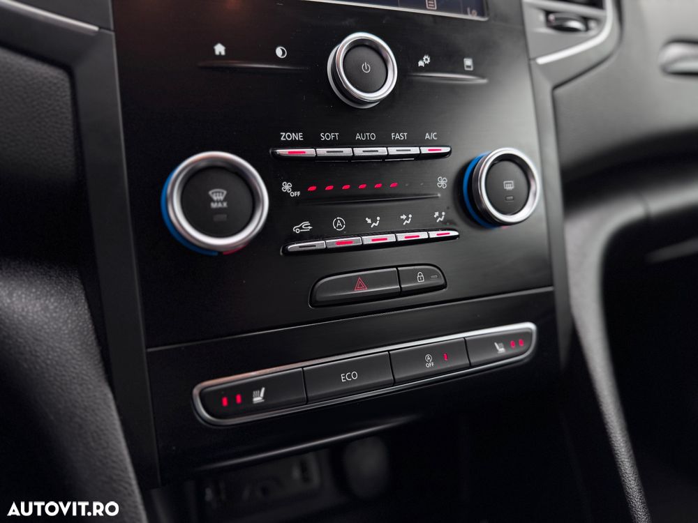 Renault Megane ENERGY dCi 110 EXPERIENCE - 29