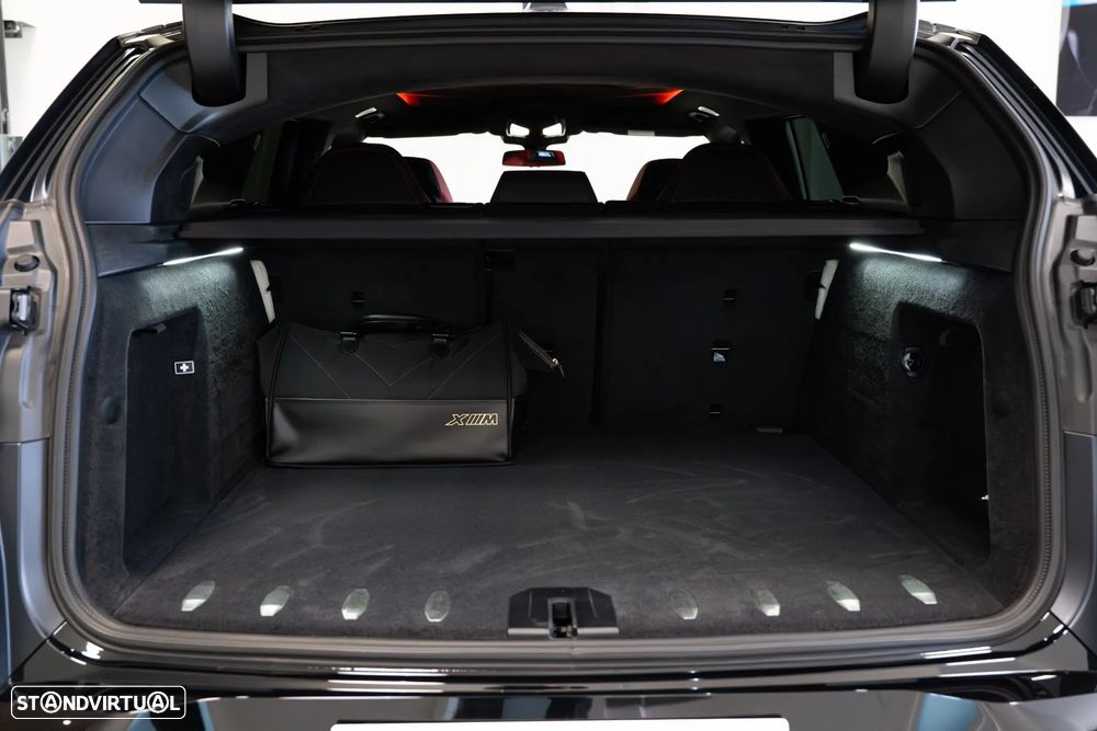 BMW XM Label Red - 50