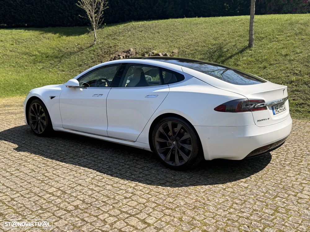 Tesla Model S 100D - 3