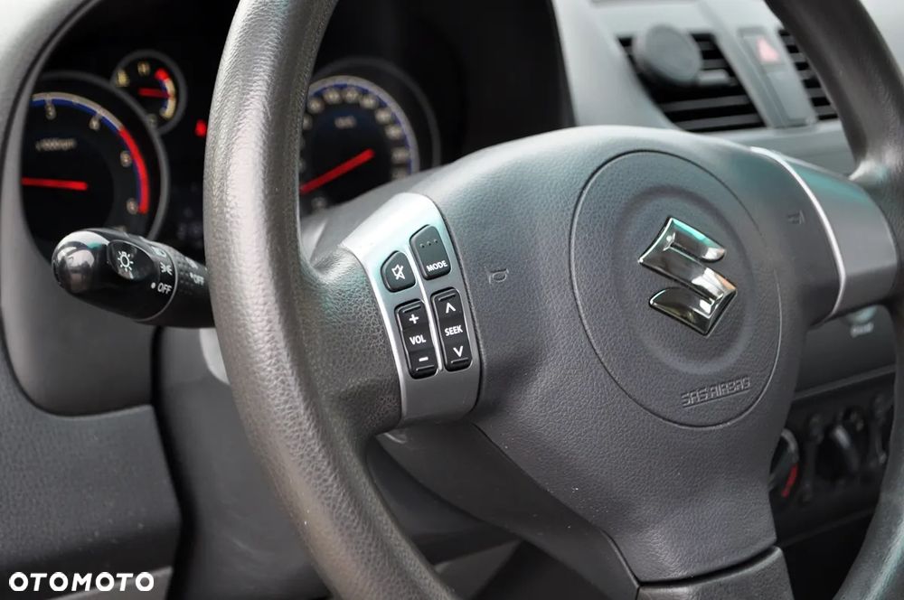 Suzuki SX4 2.0 DDiS 4x2 Style - 19