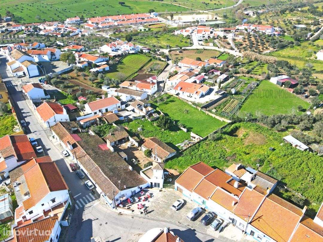 Prédio urbano plurifamiliar- N.ª Sr.ª Machede - Évora - Grande imagem: 3/13