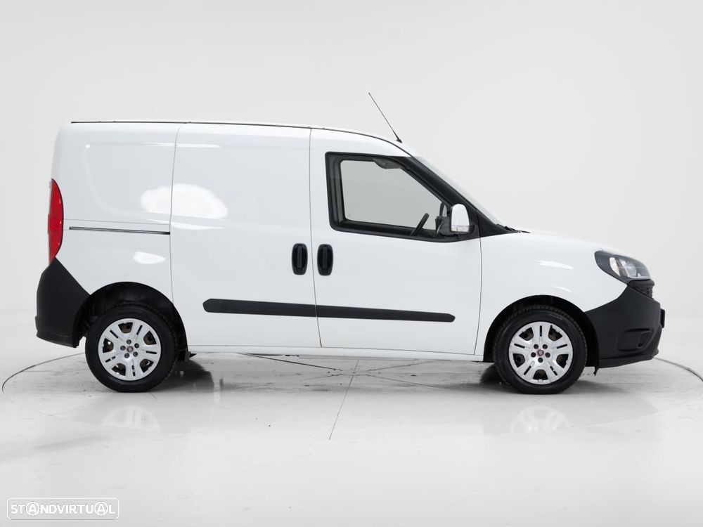 Fiat Doblo 1.6 MJ Easy 3L c/IVA - 2