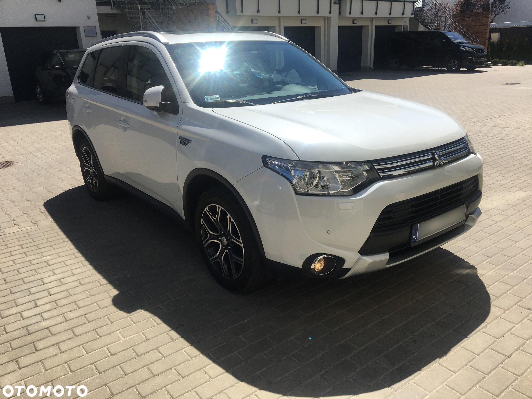 Mitsubishi Outlander PHEV Instyle NAVI - 5