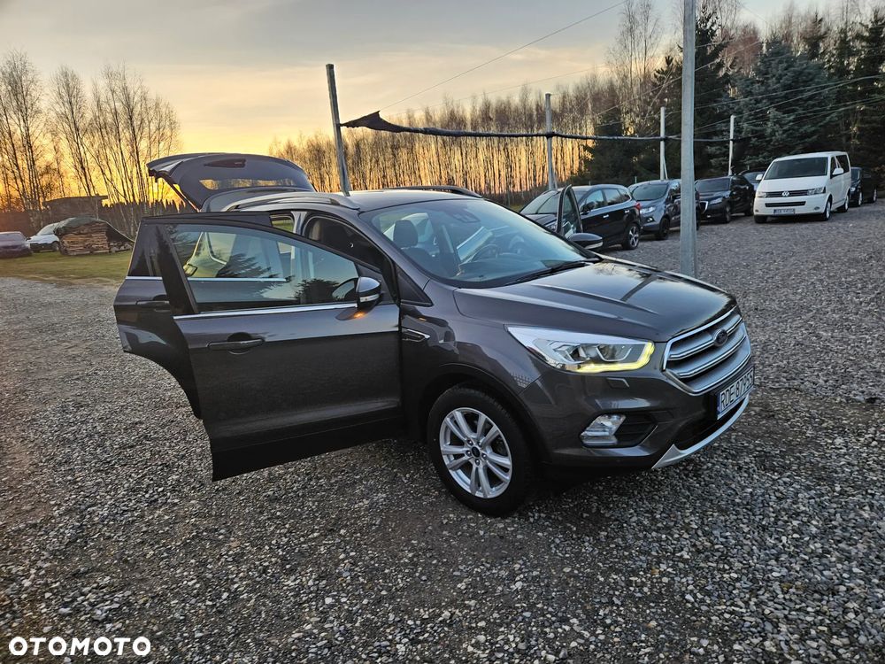 Ford Kuga 1.5 EcoBoost 2x4 Titanium - 14