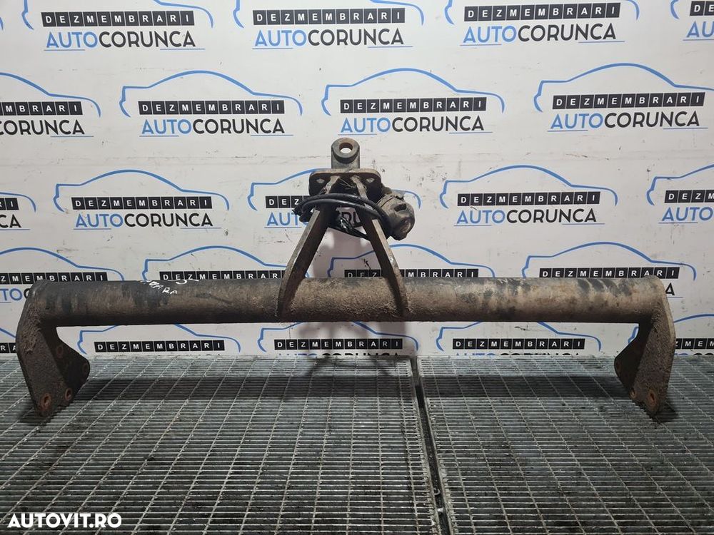 Carlig remorcare Nissan Navara D40 Facelift 2010 - 2010 SUV 4 Usi (895) - 2