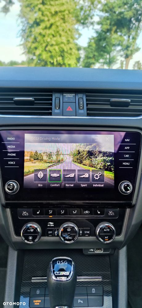 Skoda Octavia 2.0 TDI DSG RS - 14