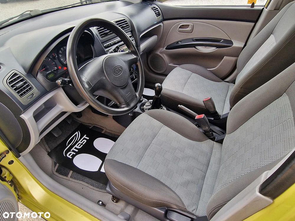 Kia Picanto - 8