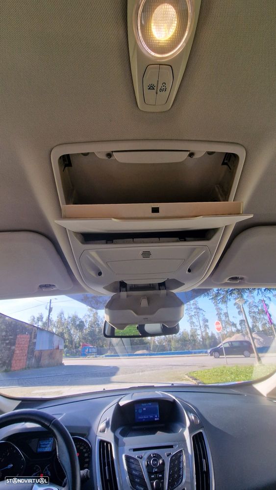 Ford C-Max 1.6 EcoBoost S&S Titanium - 15