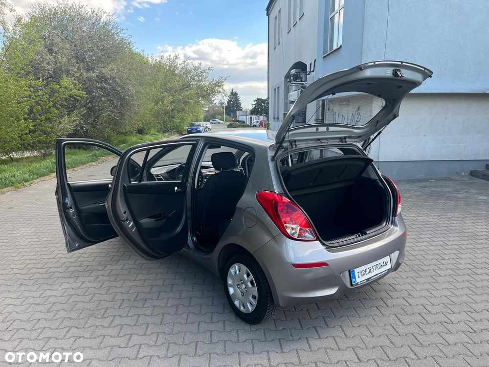 Hyundai i20 1.25 Comfort - 15