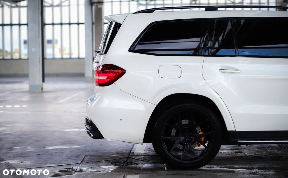 Mercedes-Benz GLS AMG 63 4Matic AMG Speedshift 7G-TRONIC - 12