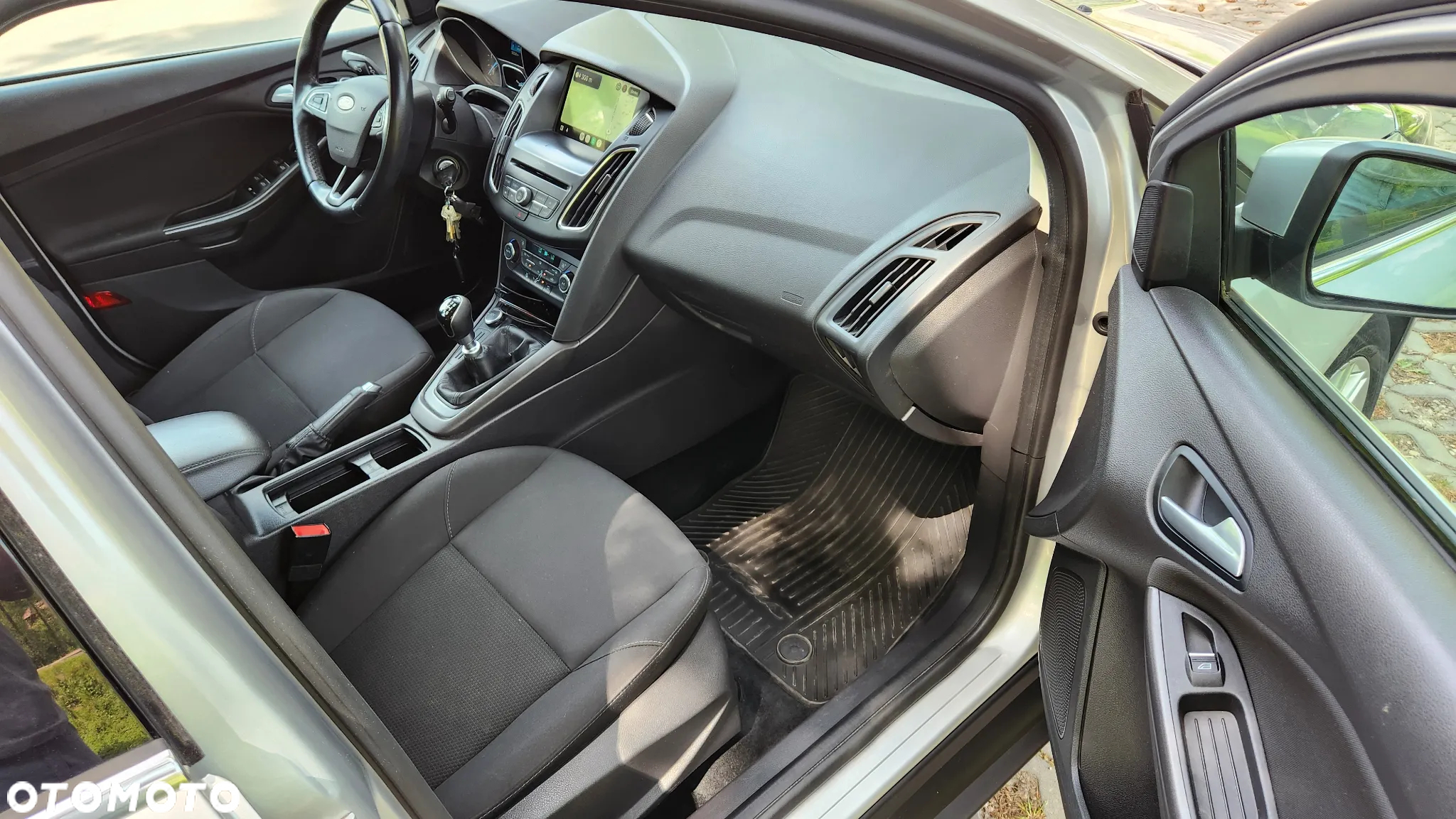 Ford Focus - 10