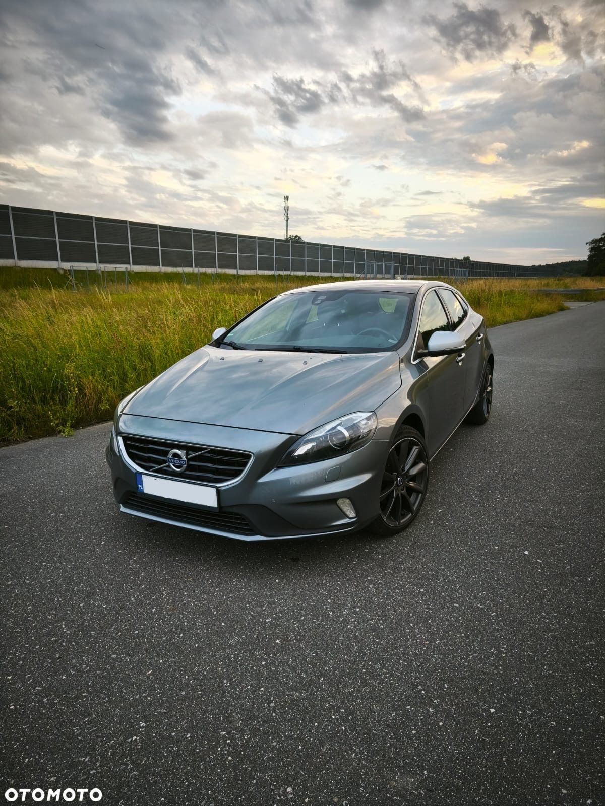 Volvo V40 D2 RDesign - 1