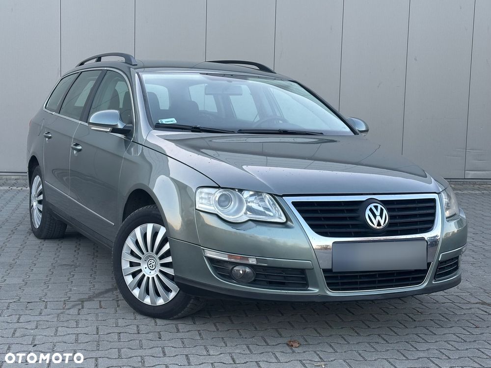 Volkswagen Passat - 4