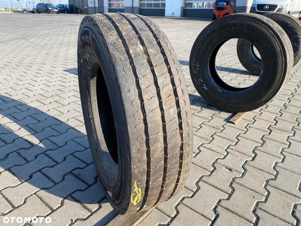 Opona 235/75R17.5 UNIROYAL TH50 Naczepowa 11-12mm - 1