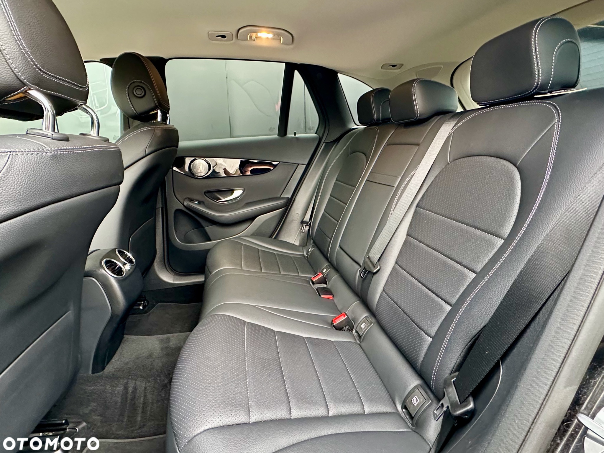 Mercedes-Benz GLC 200 d 4-Matic Business Edition - 15