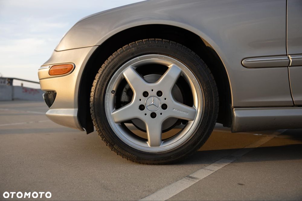 Mercedes-Benz Klasa C 320 4Matic Classic - 7