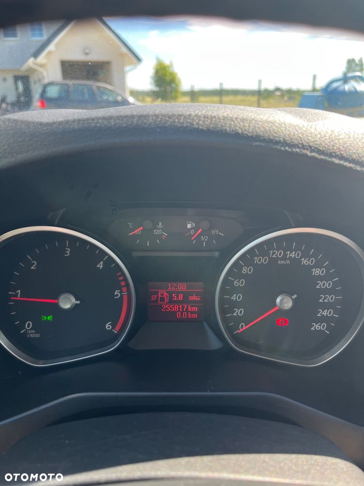 Ford Mondeo 1.8 TDCi Ambiente - 13
