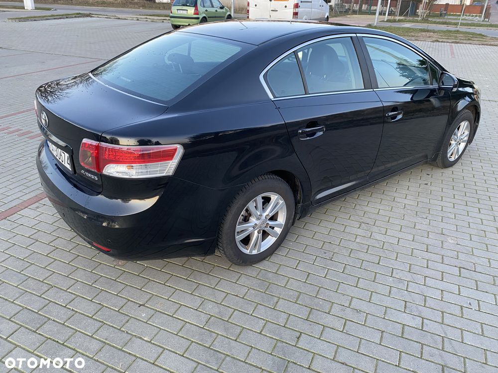 Toyota Avensis 2.0 D-4D Luna - 3