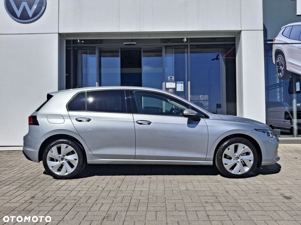 Volkswagen Golf VIII 1.5 TSI Life - 5