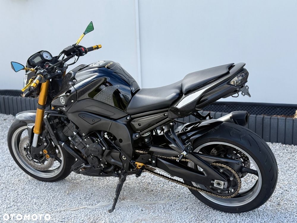 Yamaha FZ8 - 14