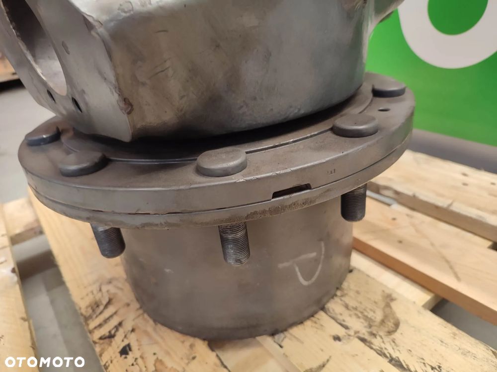 Zwolnica ze zwrotnicą Fendt 824 Vario (75506078619) - 9