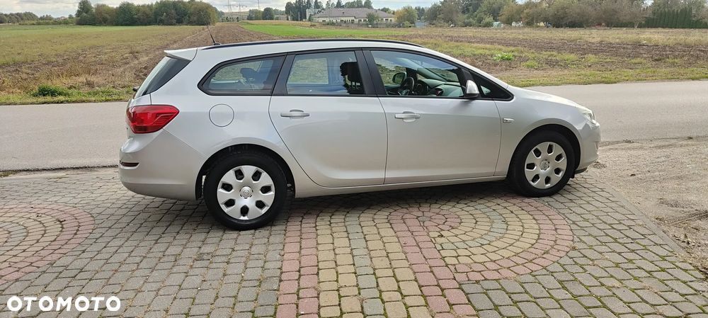 Opel Astra IV 1.3 CDTI Sport ecoFLEX - 12
