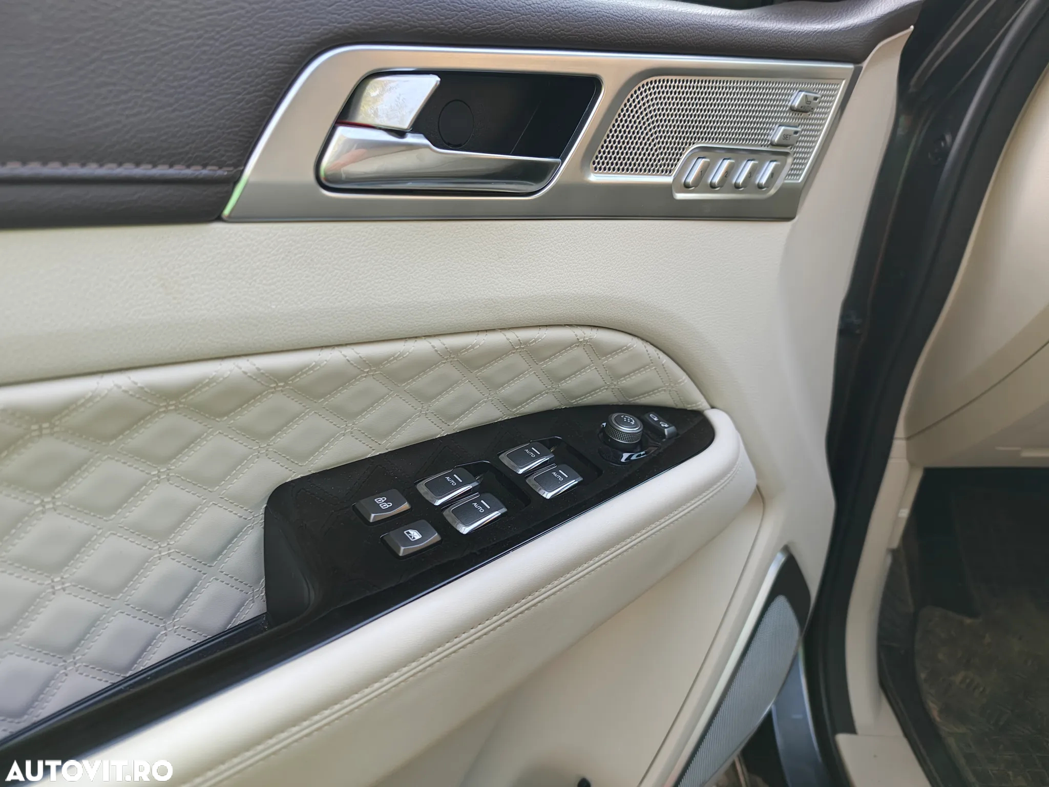 SsangYong REXTON G4 2.2 e-XDI 4WD Premium - 10