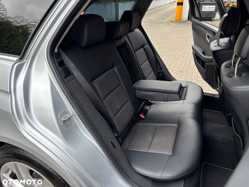 Mercedes-Benz Klasa E - 22