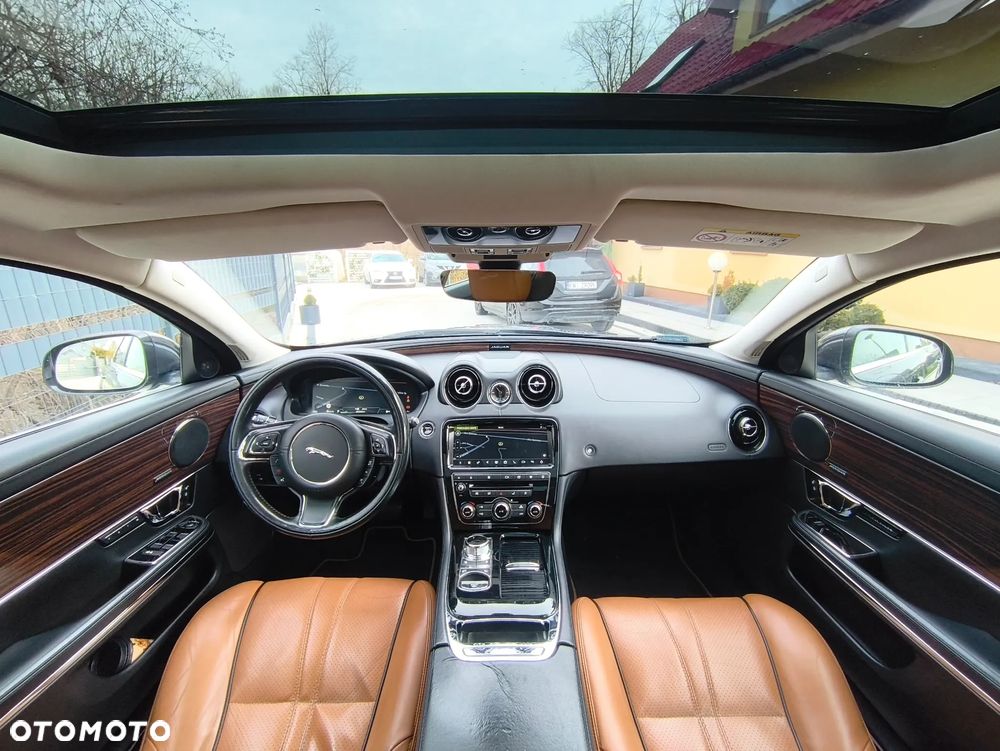Jaguar XJ 3.0 V6 Langversion Premium Luxury - 17