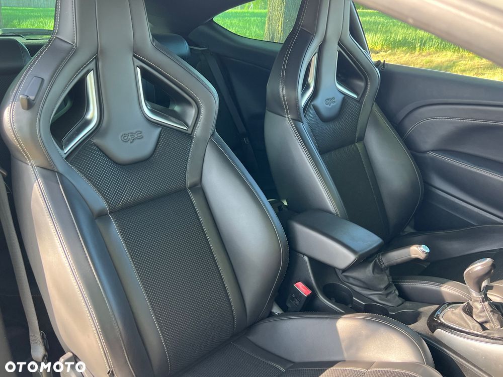 Opel Astra OPC - 12