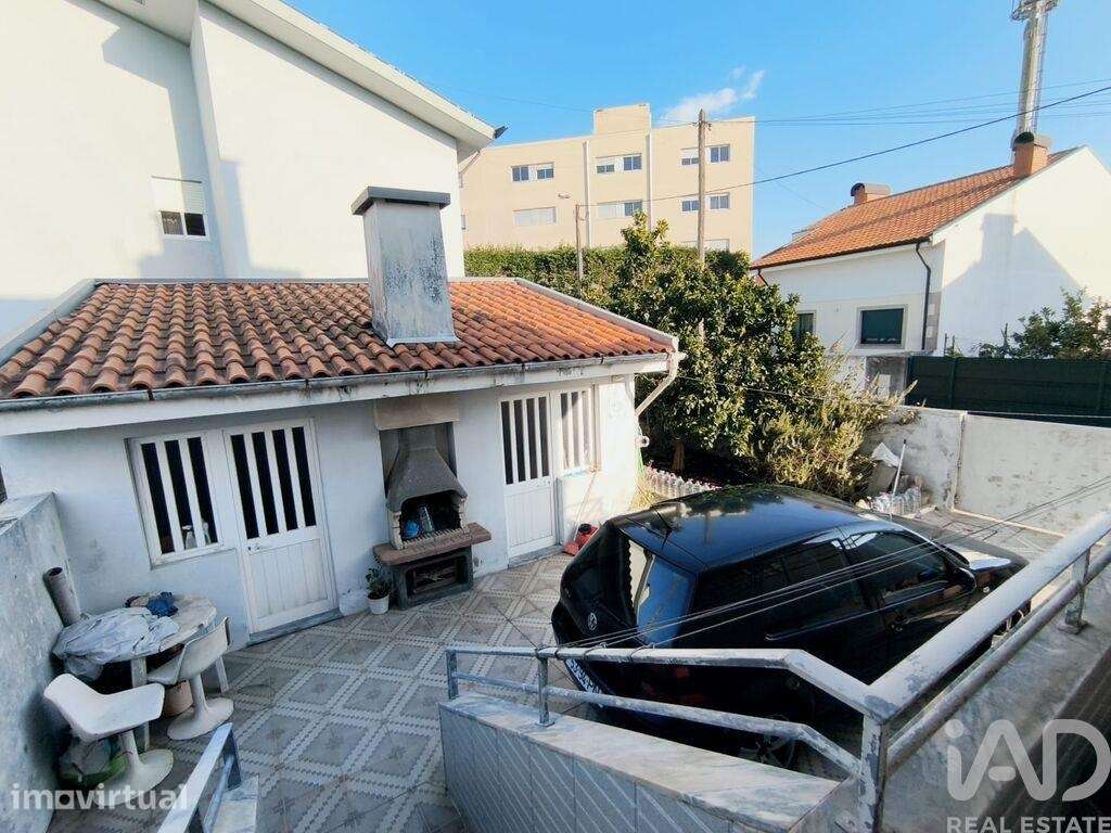Moradia isolada T4 em Custóias, Leça do Balio e Guifões de 294 m2 - Grande imagem: 4/38