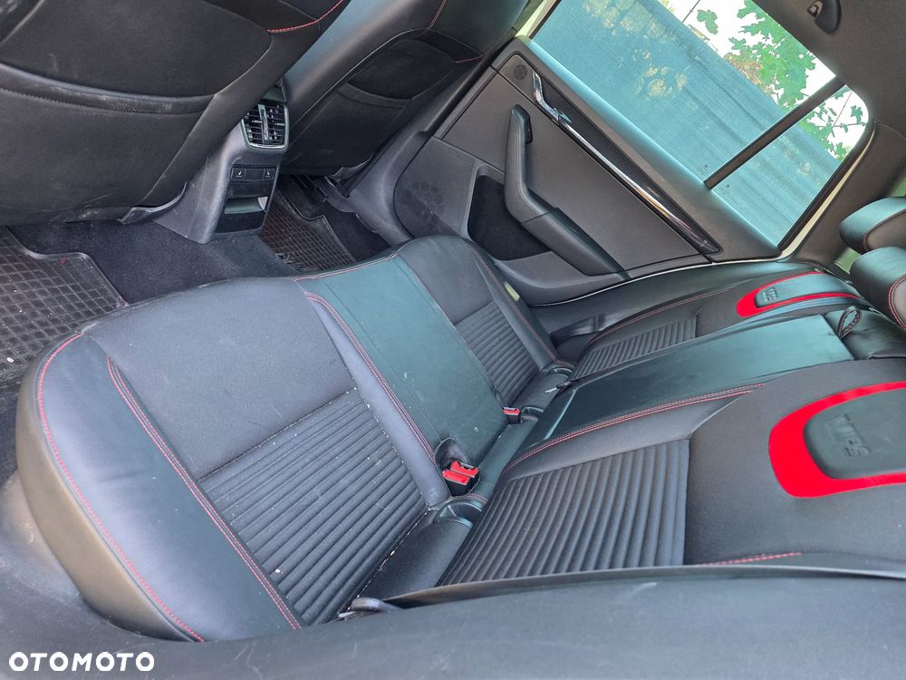 Skoda Octavia 2.0 TDI SCR RS DSG - 11