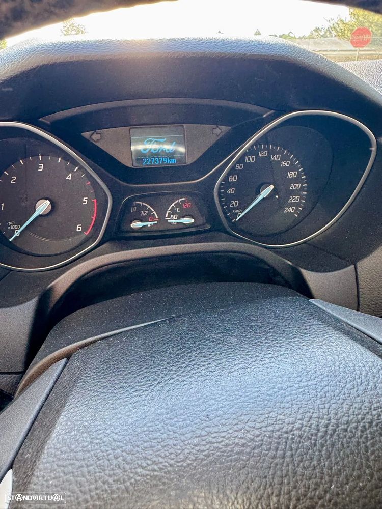 Ford Focus 1.6 TDCi Titanium - 16