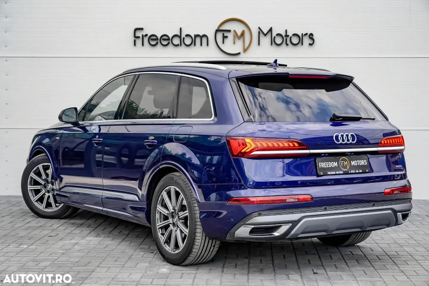 Audi Q7 55 TFSI e quattro Tiptronic PHEV S Line - 5