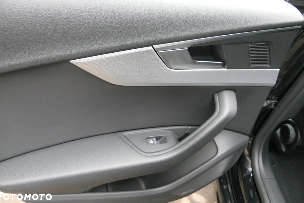 Audi A5 Sportback 40 TFSI mHEV S tronic - 36