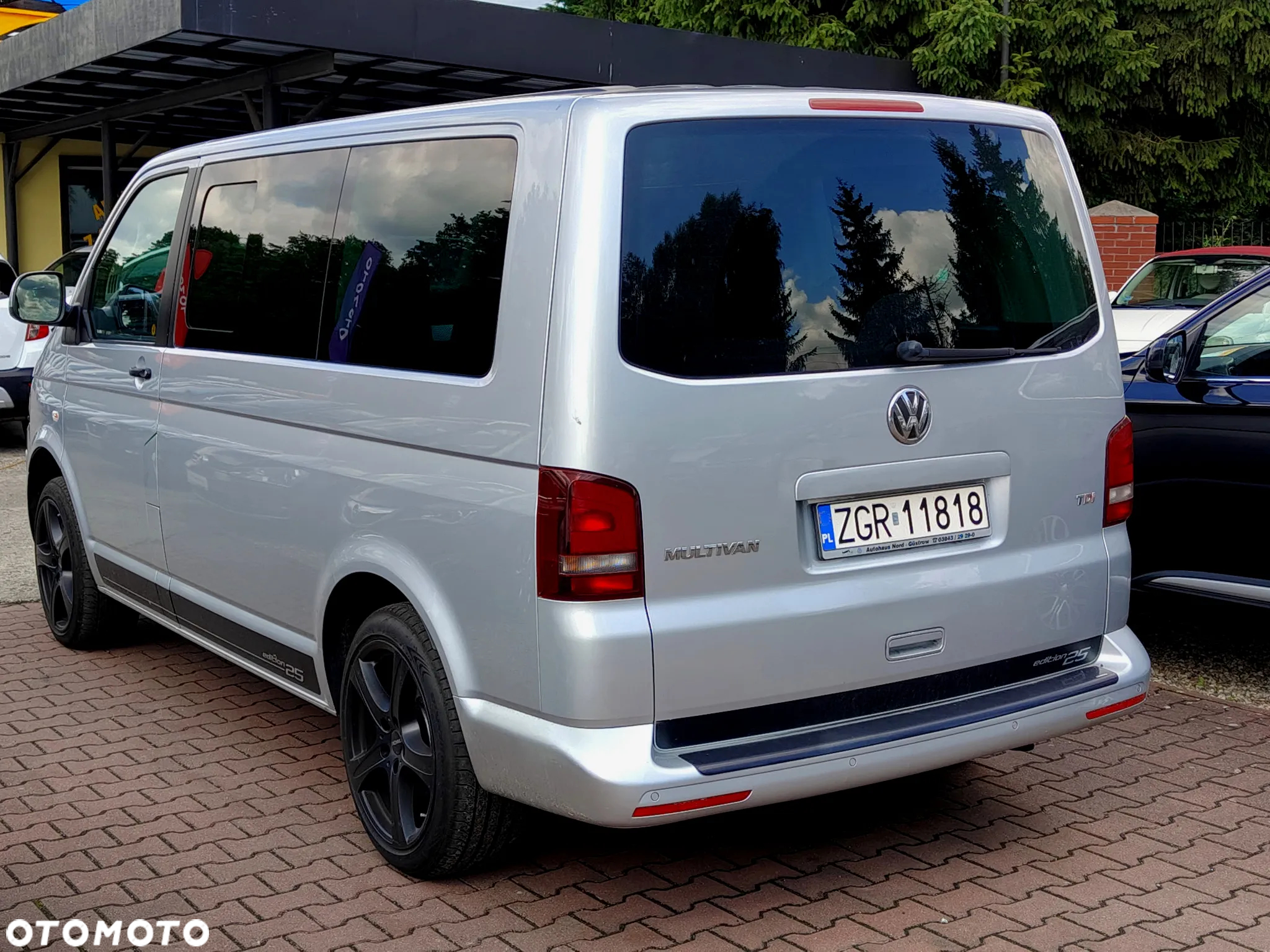 Volkswagen Multivan BiTDI L1 Edition 25 - 10