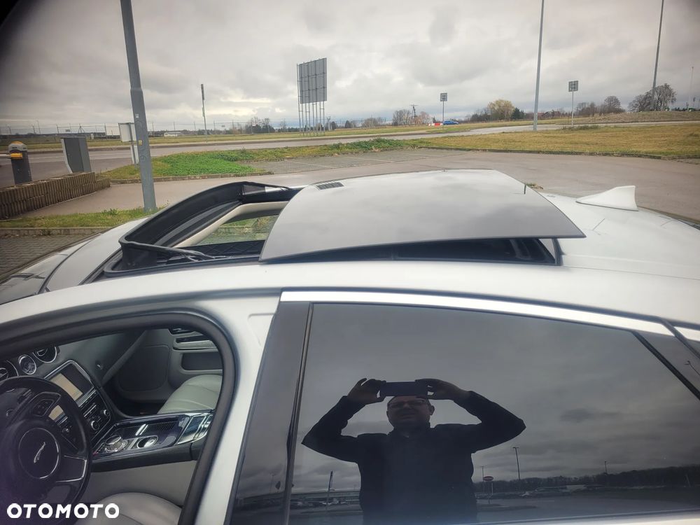 Jaguar XJ 3.0 V6 Kompressor AWD Premium Luxury - 34