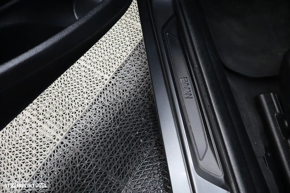 BMW 318 d Aut. Blue Performance Modern Line - 16