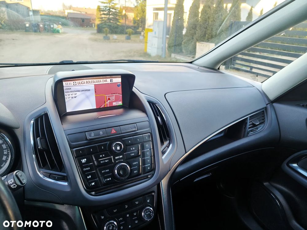 Opel Zafira 2.0 CDTI Cosmo - 29