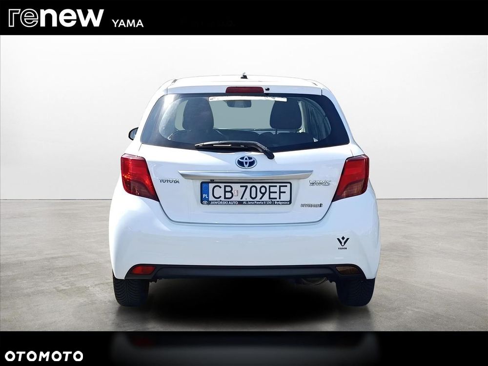 Toyota Yaris - 4