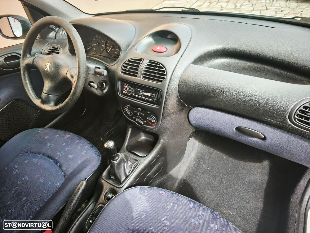 Peugeot 206 1.1 XR Présence - 15