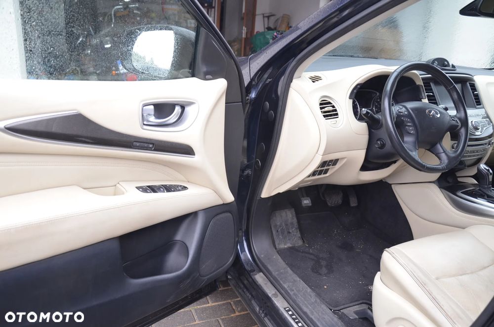 Infiniti QX60 - 14
