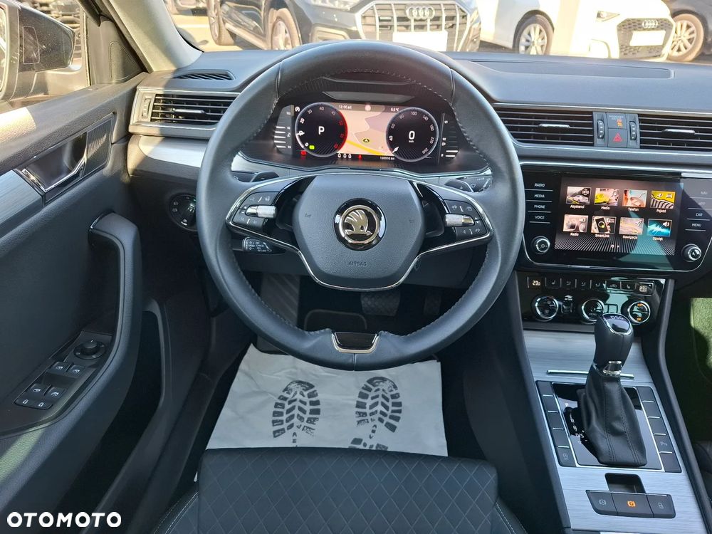 Skoda Superb 2.0 TDI Ambition DSG7 - 15