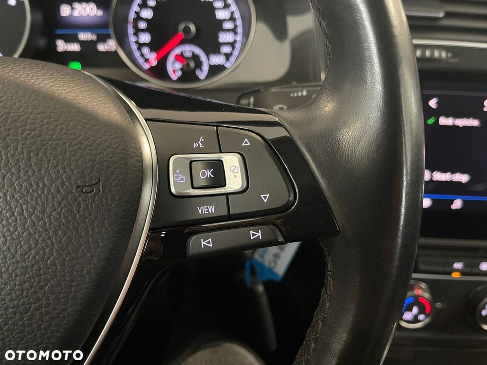 Volkswagen Golf 1.6 TDI BMT Comfortline - 24