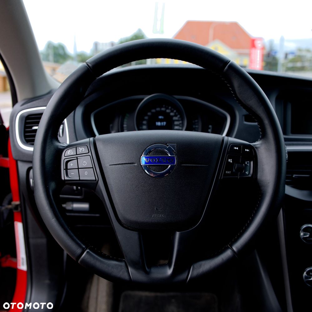 Volvo V40 T4 Kinetic - 28