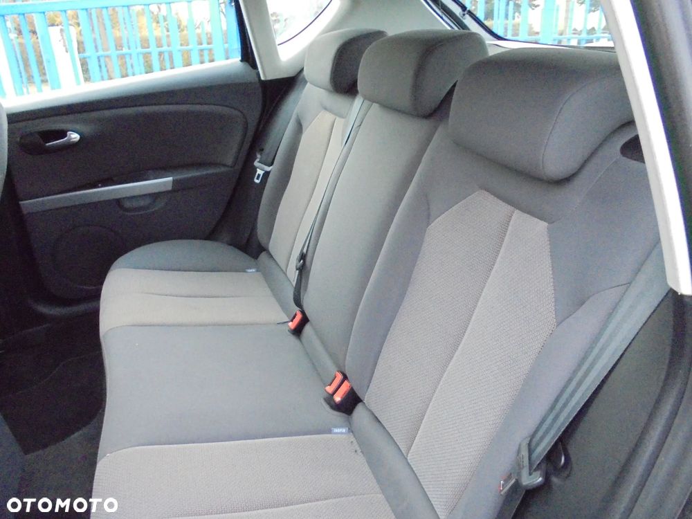 Seat Leon 1.6 TDI DPF Style - 11